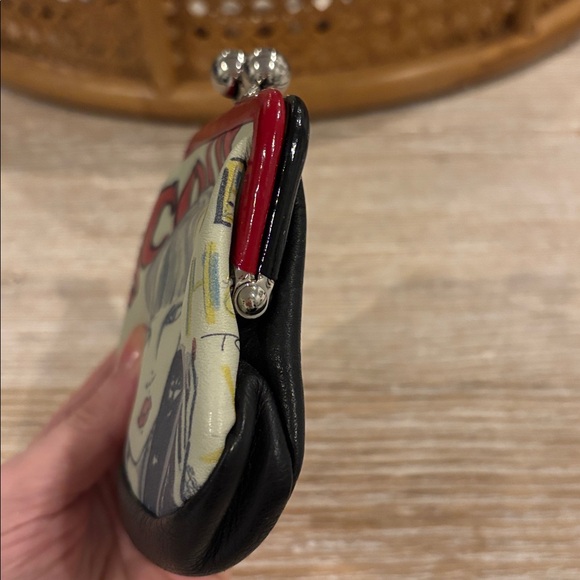 BRIGHTON Fashion coin purse leather exterior silver tone kiss lock closure black - Picture 6 of 10